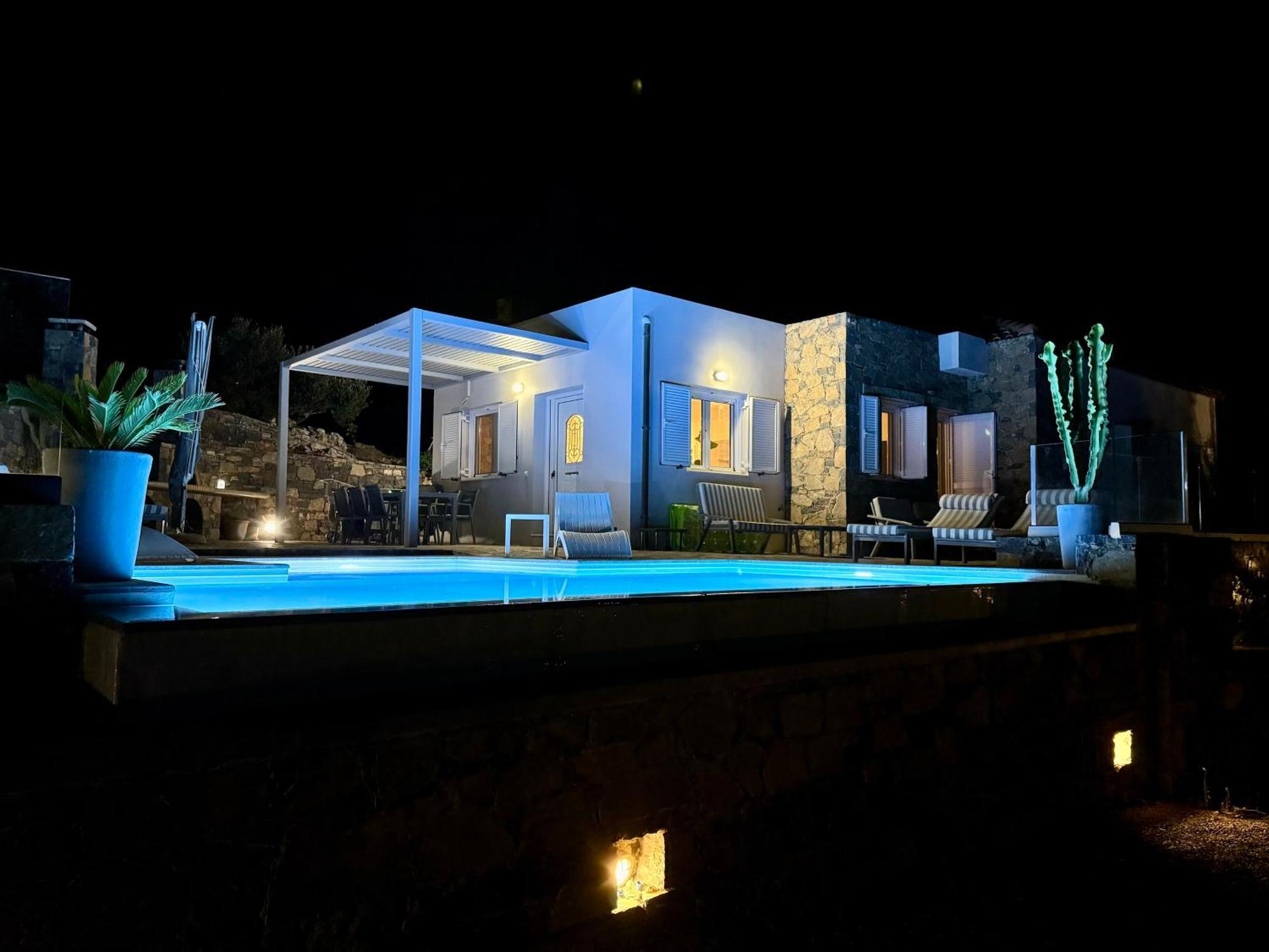 Crete Garden Guesthouse Agios Nikolaos Exterior foto